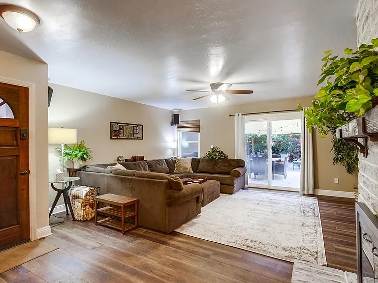 1566 La Vine Ln — Photo 16