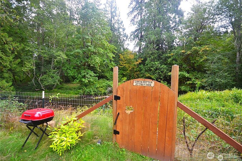5th image of 311 E Sherwood Creek Road
