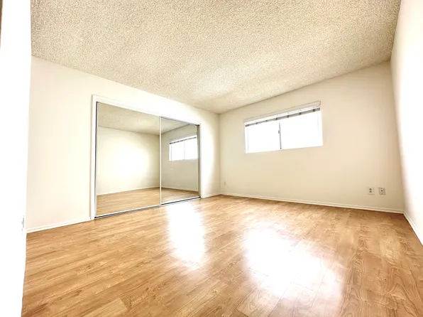 1325 Brockton Ave APT 3, Los Angeles, CA 90025
