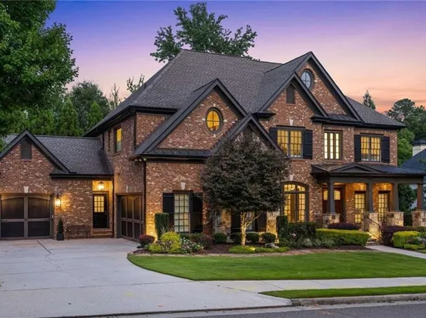 5015 Oakhurst Walk, Dunwoody, GA 30338
