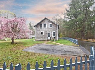 58 Stone St, Coventry, RI 02816