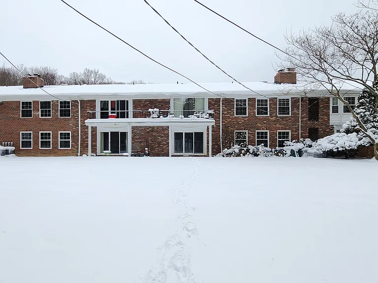 6960 Carriage Hill Dr #102 — Photo 1