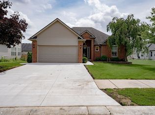 34632 Pine Valley, Richmond, MI 48062