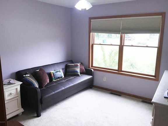 5th image of 69879 Knottingham Ln