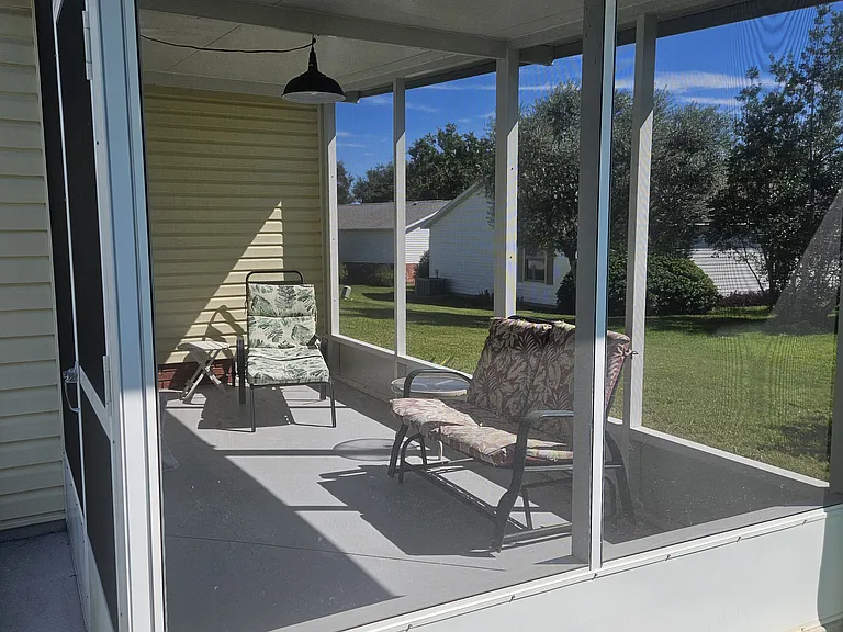 1226 Zapata Pl — Photo 13