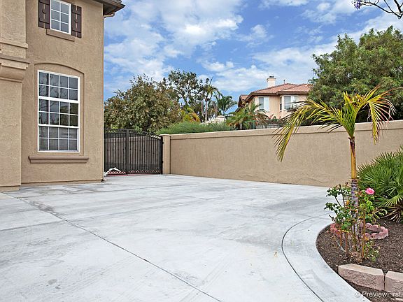 2nd image of 1101 Camino Del Sol