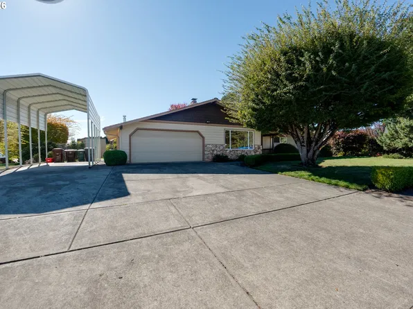 1574 SE Bush St, Hillsboro, OR 97123