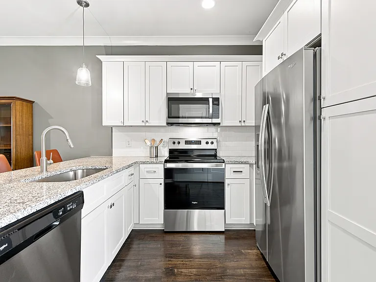 923 Ashland Place Dr — Photo 12