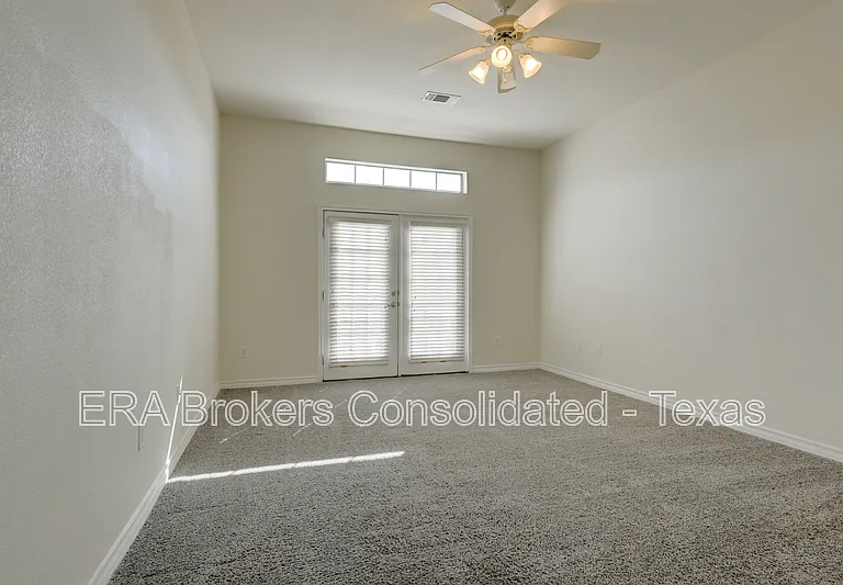 22209 Sausalito Ct — Photo 18