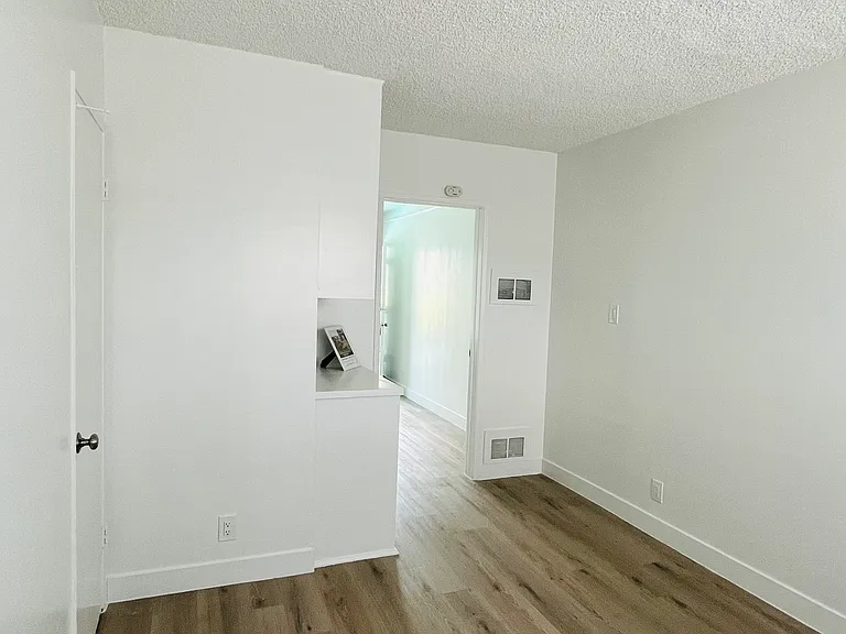 10341 Zelzah Ave #2 — Photo 25