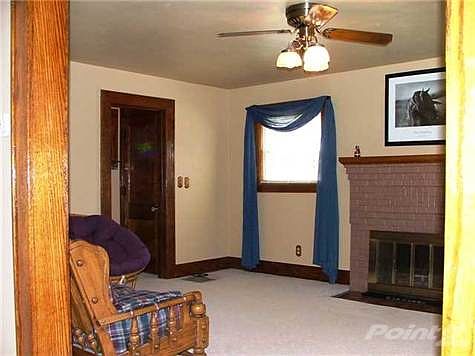 2nd image of 734 N Verlinden Ave