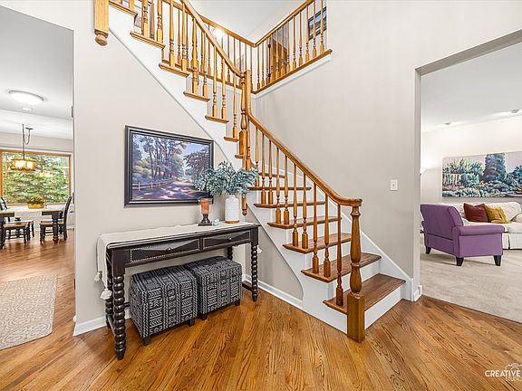 4th image of 3 Rochester Ct