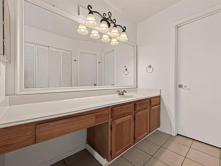 2423 Anthony Hay Ln — Photo 29