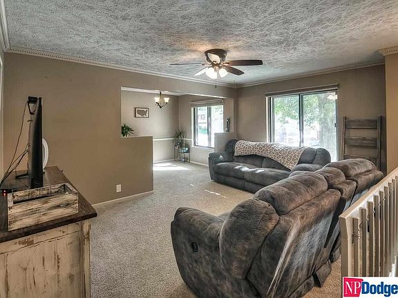 5th image of 6736 S 139th Avenue Cir