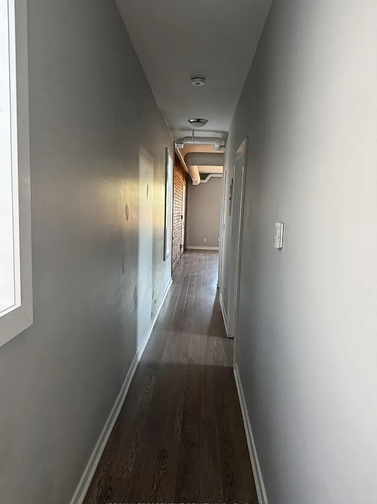 3 bed, $1,900 — Photo 2