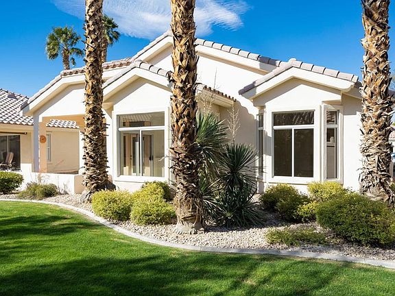2nd image of 78289 Yucca Blossom Dr