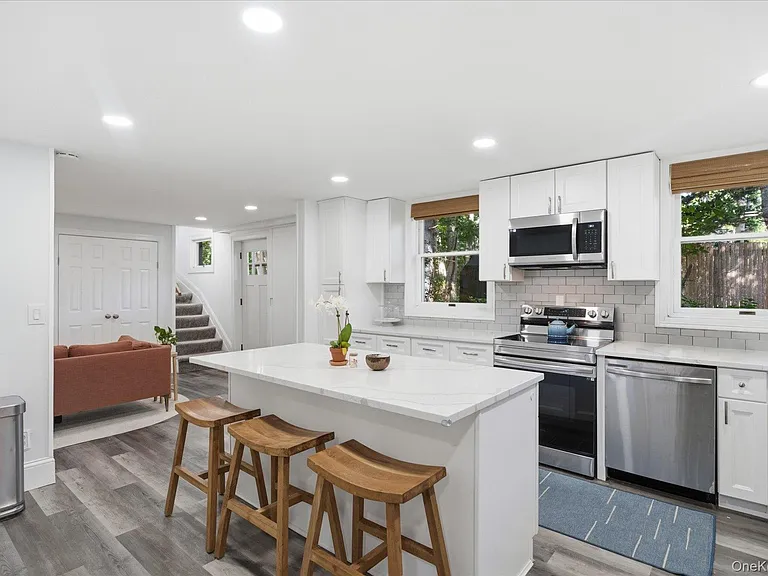 1A Gerald Ln — Photo 9