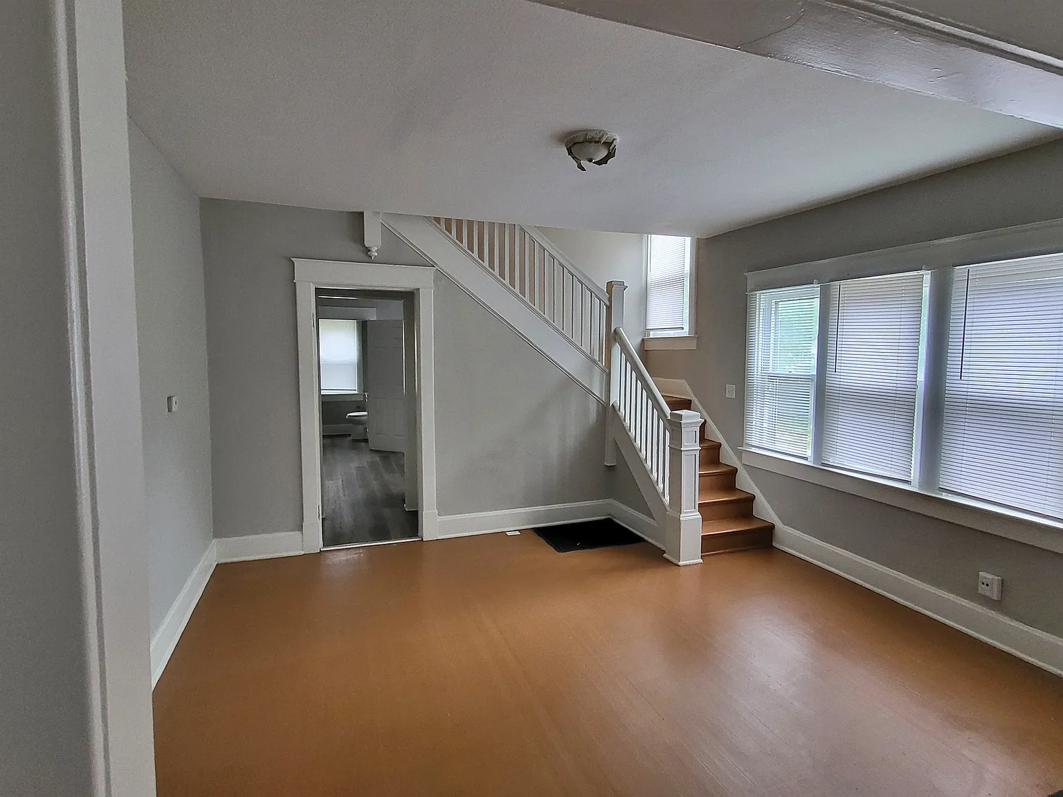 3 bed, 1.5 bath, 1500 sqft, $1,225 — Photo 4