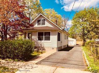 72 Sunset Ave W, Red Bank, NJ 07701