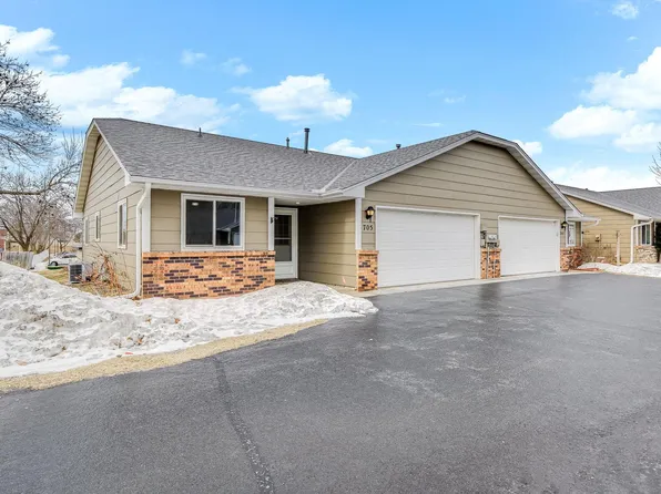 705 Auburn Pl NW, Elk River, MN 55330
