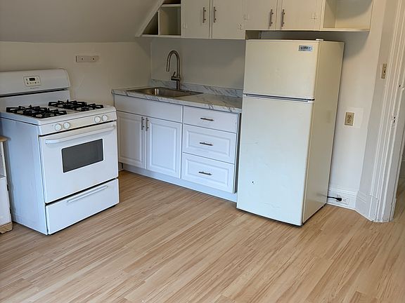 3rd image of 612 N Euclid Ave Floor 3
