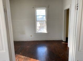 1119 16th Ave, Moline, IL 61265