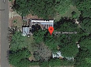 1806 Jefferson St, Bogalusa, LA 70427