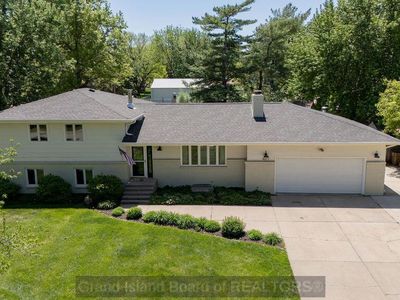 4077 Dack Ave, Grand Island, NE, 68803