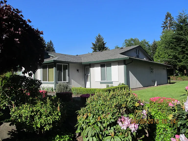 520 S 323rd Pl — Photo 1