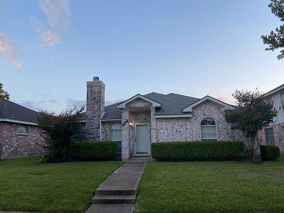 2nd image of 2633 Bent Brook Dr
