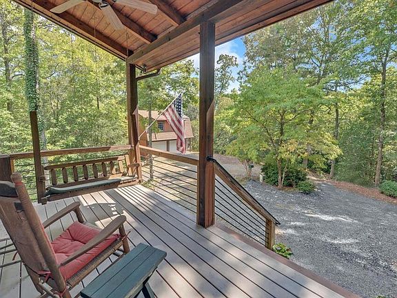 3rd image of 3021 Hanging Dog Rd