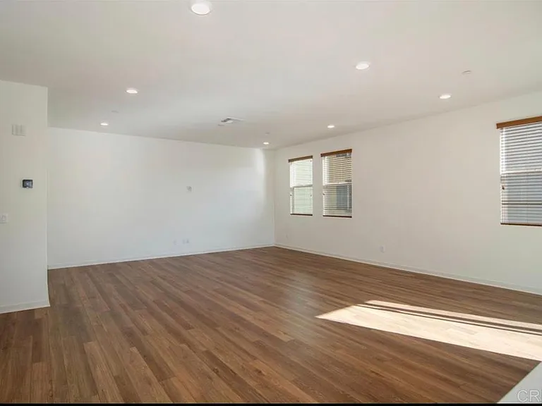 415 E Mission Villas Rd — Photo 5