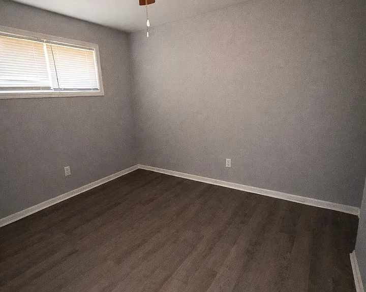615 Cedarwood Dr — Photo 7