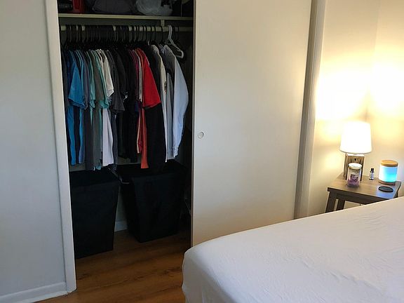 4th image of 201 S J St APT 9