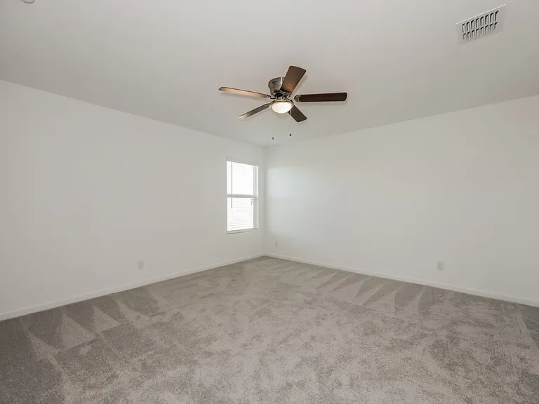 1715 Crossbill St — Photo 10