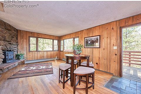3rd image of 155 Crestwood Ct
