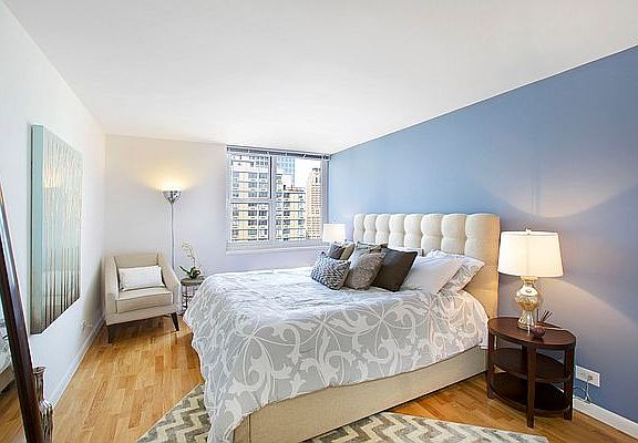 4th image of 395 S End Ave APT 16B