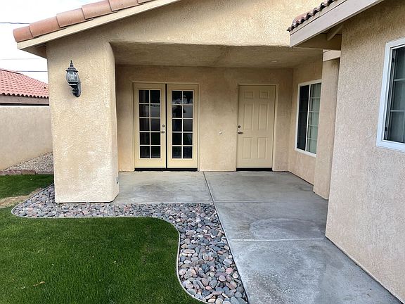 3rd image of 53080 Avenida Diaz