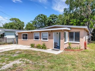 1076 Philippe Pkwy, Safety Harbor, FL 34695