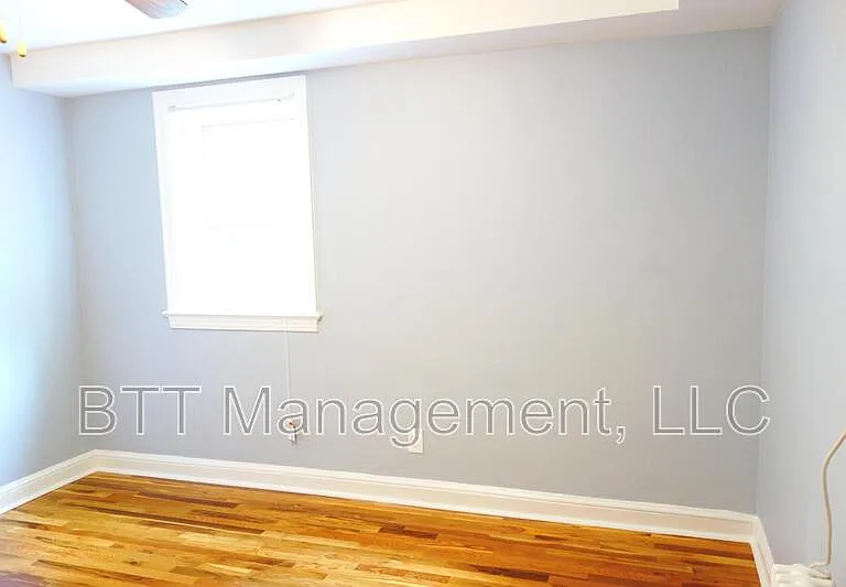 8210 Greenwood Ave #1 — Photo 34