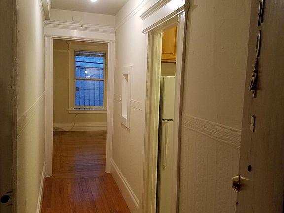 2nd image of 630 Jones St APT 14