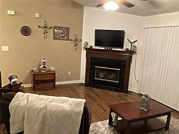 3rd image of 1717 Copeland Farms Dr