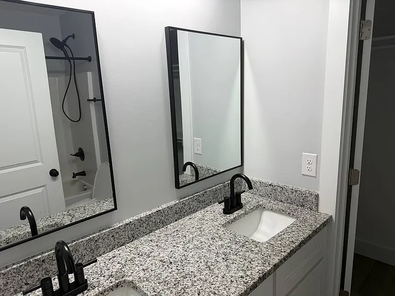 1334 Turpin Rd #1 — Photo 15