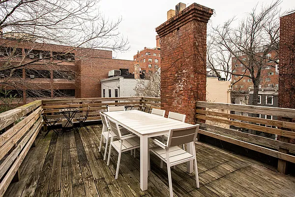 Rented by Compass | media 8