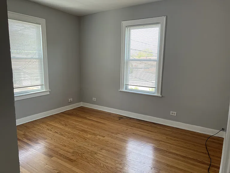 8956 S Elizabeth St — Photo 9