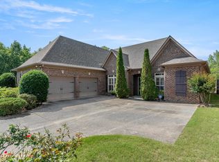 202 Kenniston Dale, Pelham, AL 35124