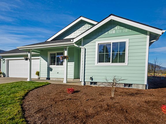 2nd image of 1106 Cascade Loop