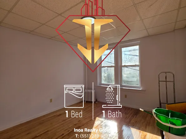 176 West 48th Street image 9 of 18