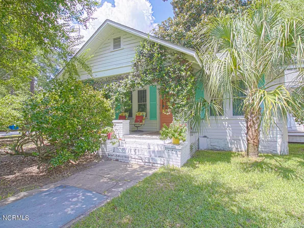 4801 Maple Avenue, Wilmington, NC 28403