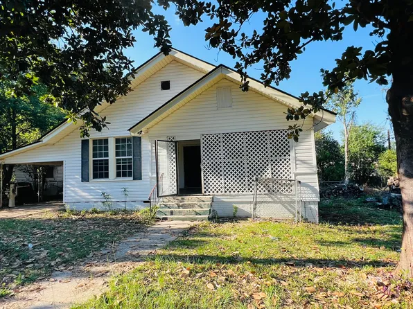 602 W James St, Tallassee, AL 36078